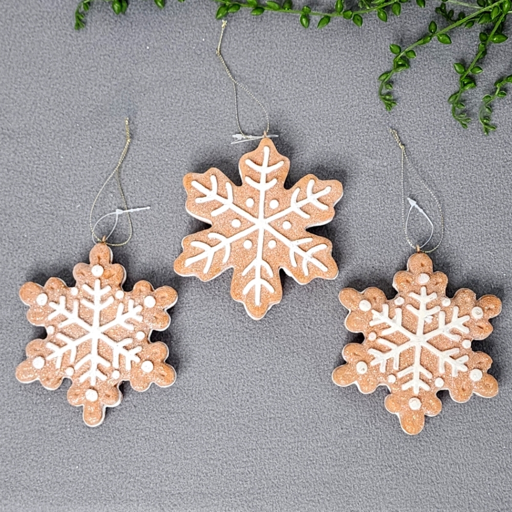 Christmas‎ Gingerbread Snowflakes Faux Cookies Decor 3 Pc Peppermint Candy Land